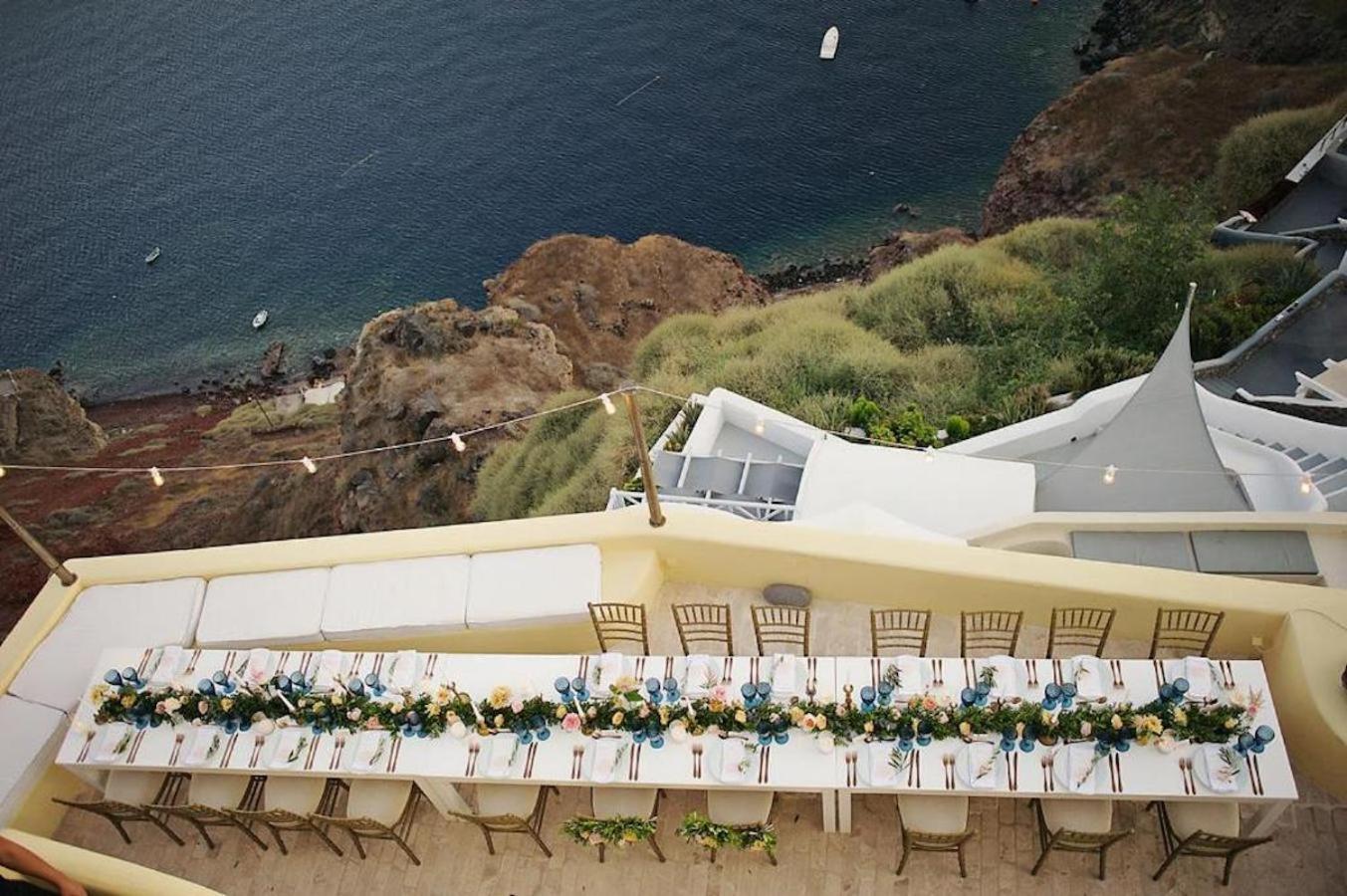 Ilivatos - Elegant Villa On The Caldera'S Edge Oia  Exterior photo