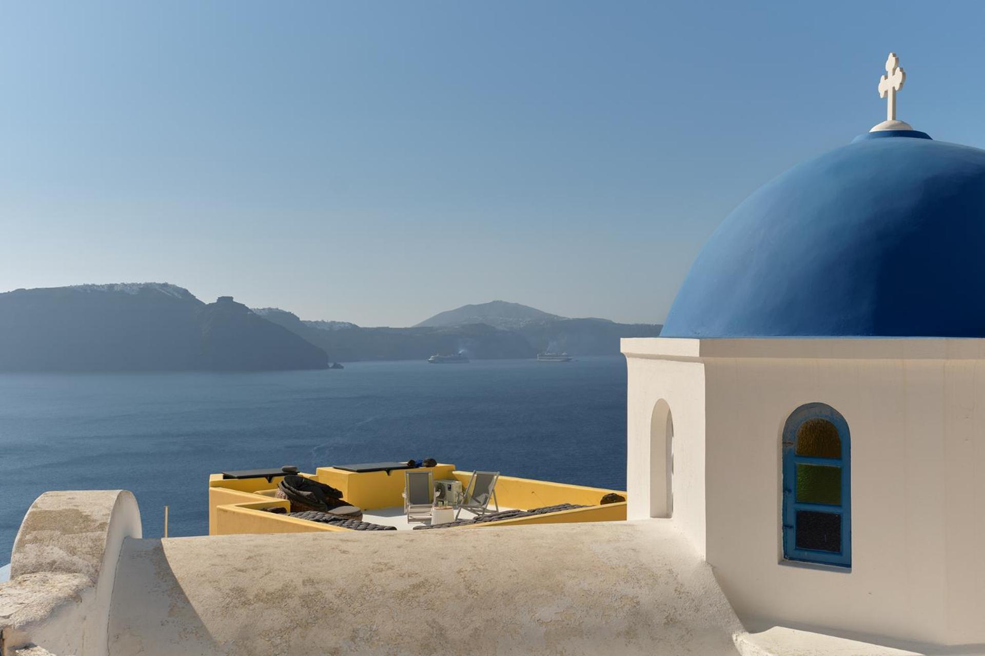 Ilivatos - Elegant Villa On The Caldera'S Edge Oia  Exterior photo